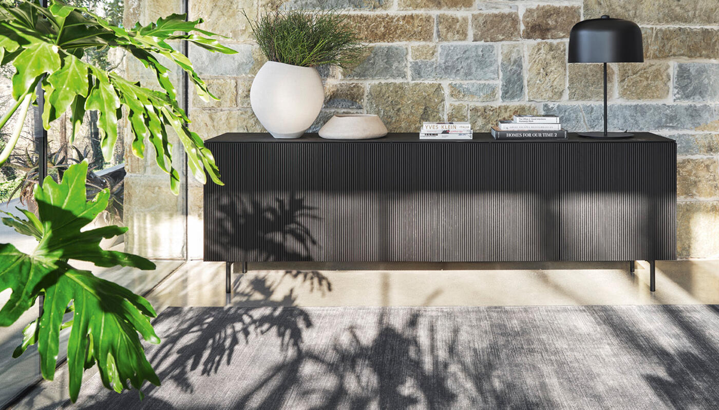 Vertical Sideboard with fluted front | Calligaris Washington Store